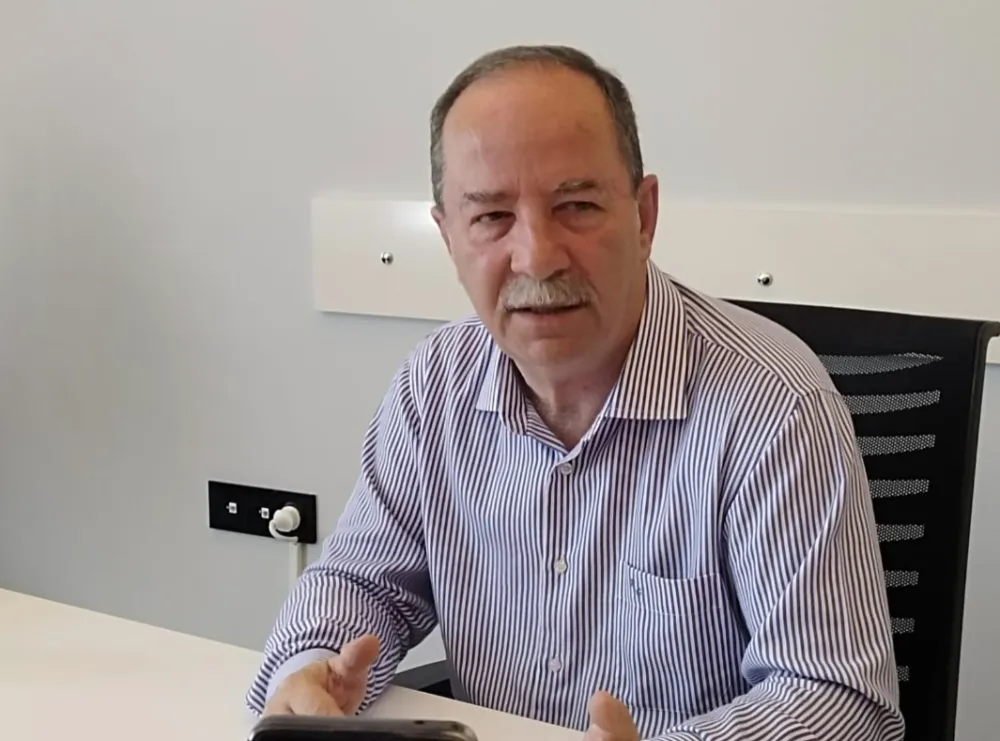 RECEP GÜRKAN ’DAN CHP’YE KRİTİK MESAJLAR: “KOLTUĞU BIRAKTIK AMA SİYASETİ DEĞİL ”