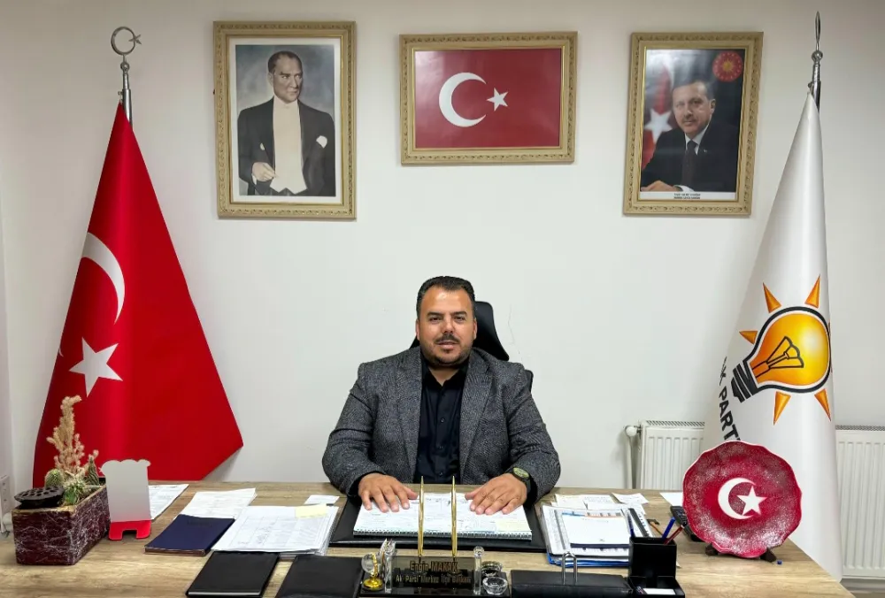 AK PARTİ’DEN KIYIK CADDESİ’NDEKİ BETON REFÜJ UYGULAMASINA SERT ELEŞTİRİ 