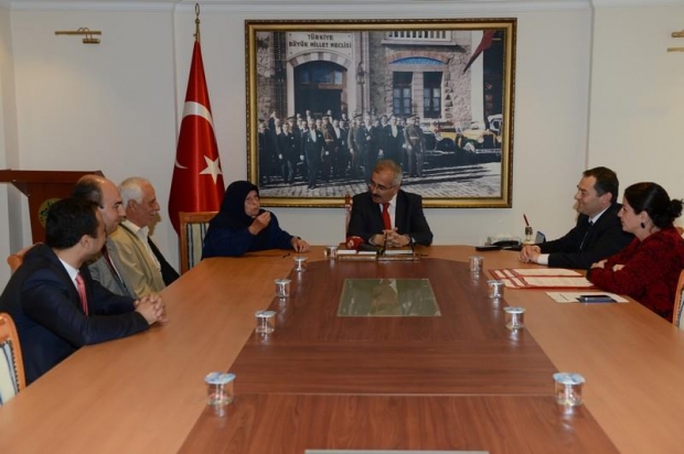 KİMSESİZ ÇOCUKLAR İÇİN 200 BİN EURO BAĞIŞLADI