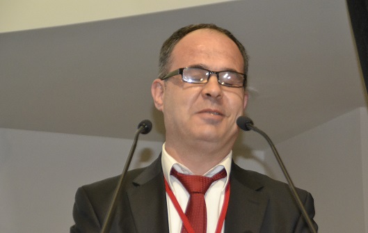 ALİ ŞAHİN GÜVEN TAZELEDİ 