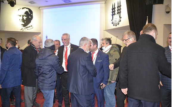 ALİ ŞAHİN GÜVEN TAZELEDİ 