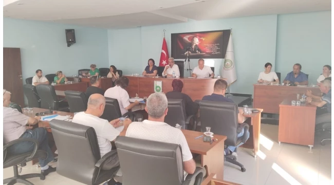 İPSALA BELEDİYE MECLİSİNDE EK BÜTÇE KRİZİ 