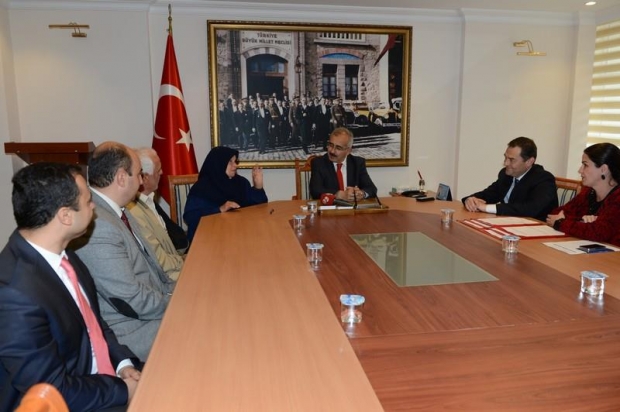 KİMSESİZ ÇOCUKLAR İÇİN 200 BİN EURO BAĞIŞLADI