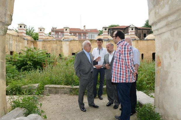 VALİ ŞAHİN, İNCELEMELERİNE DEVAM EDİYOR