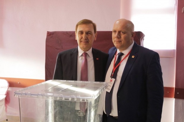 CHP'LİLERİN FEVZİ PEKCANLI DEDİĞİ BU KONGRE ÇOK KONUŞULACAK!