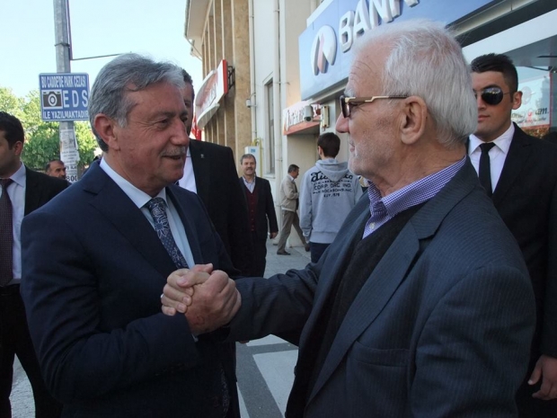 UZUN ZAMANDIR BÖYLESİ GÖRÜLMEDİ. EMİR CADDELERE SIĞMADI…