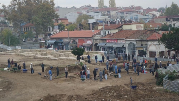 ATA’MIZI SAYGI VE ÖZLEMLE ANDIK