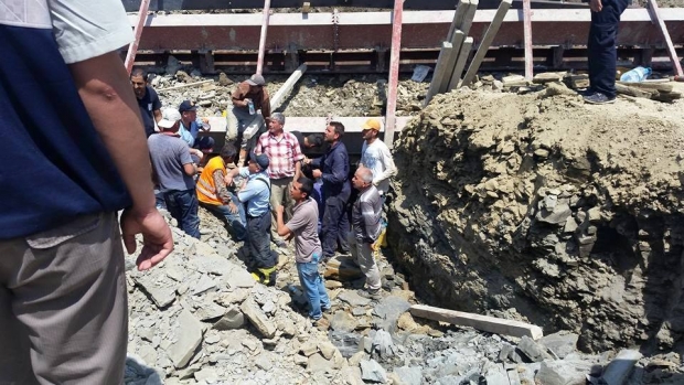 İPSALA HAMZADERE BARAJI SULAMA İNŞAATINDA 5 İŞÇİ GÖÇÜK ALTINDA KALDI.