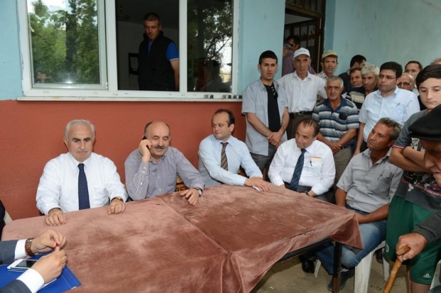 BAKAN MÜEZZİNOĞLU SEL BÖLGESİNDE İNCELEMELERDE BULUNDU