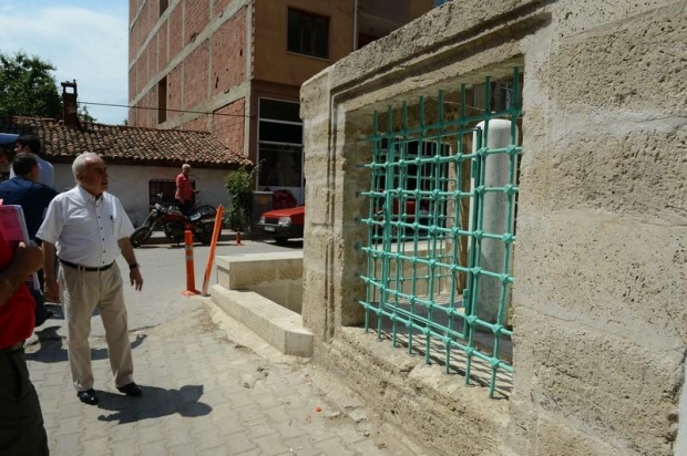 VALİ ŞAHİN, İNCELEMELERİNE DEVAM EDİYOR