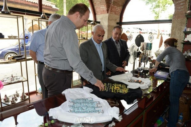 VALİ ŞAHİN, İNCELEMELERİNE DEVAM EDİYOR