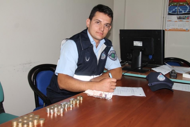 ZABITA EKİPLERİ DİLENCİLERE SOLUK ALDIRMIYOR